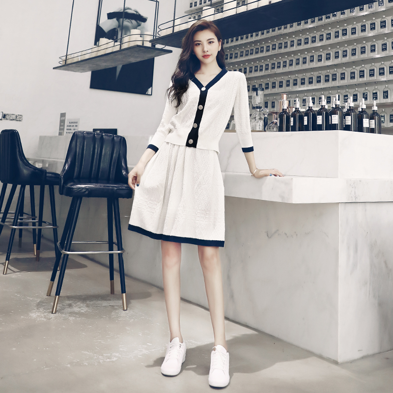 2018秋季新款韓范小心機女裝針織衫上衣開衫高腰半身裙簡約兩件套