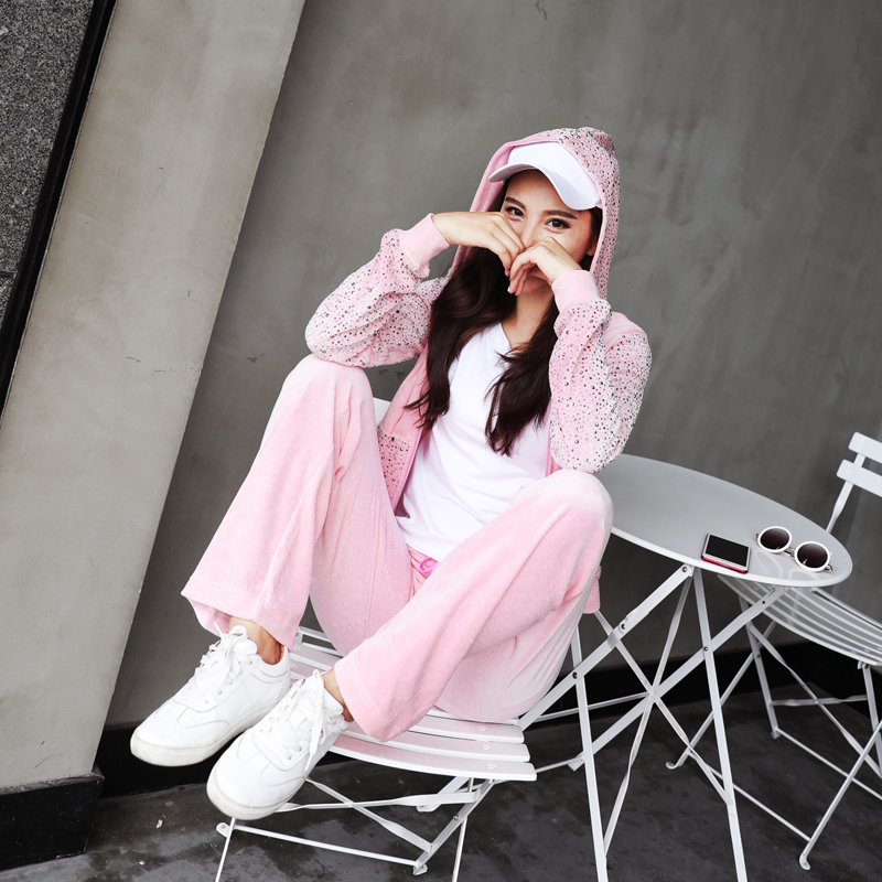 2018春季新款顯瘦絲絨套裝時尚休閑百搭運動套裝兩件套女潮歐洲站