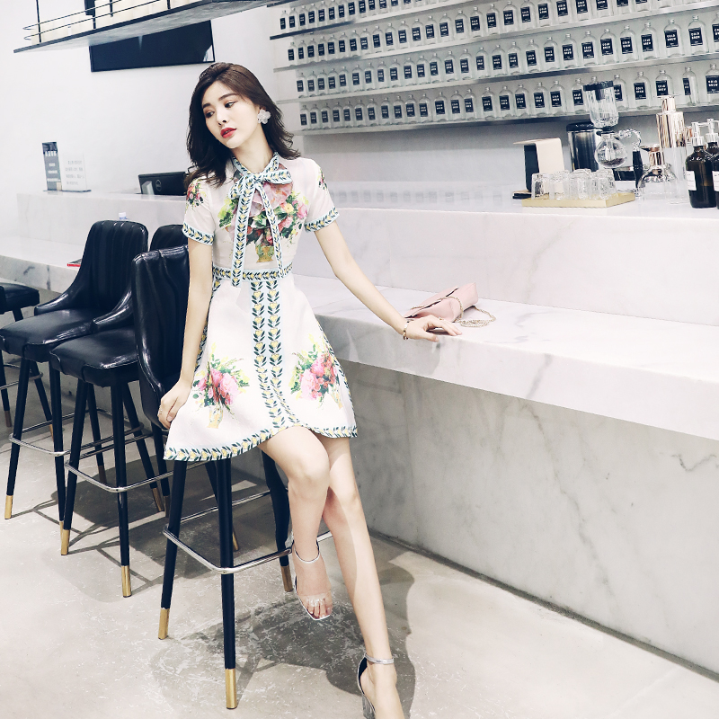 小清新女裝網紅款2018新款顯瘦高腰蝴蝶結短袖減齡氣質印花連衣裙