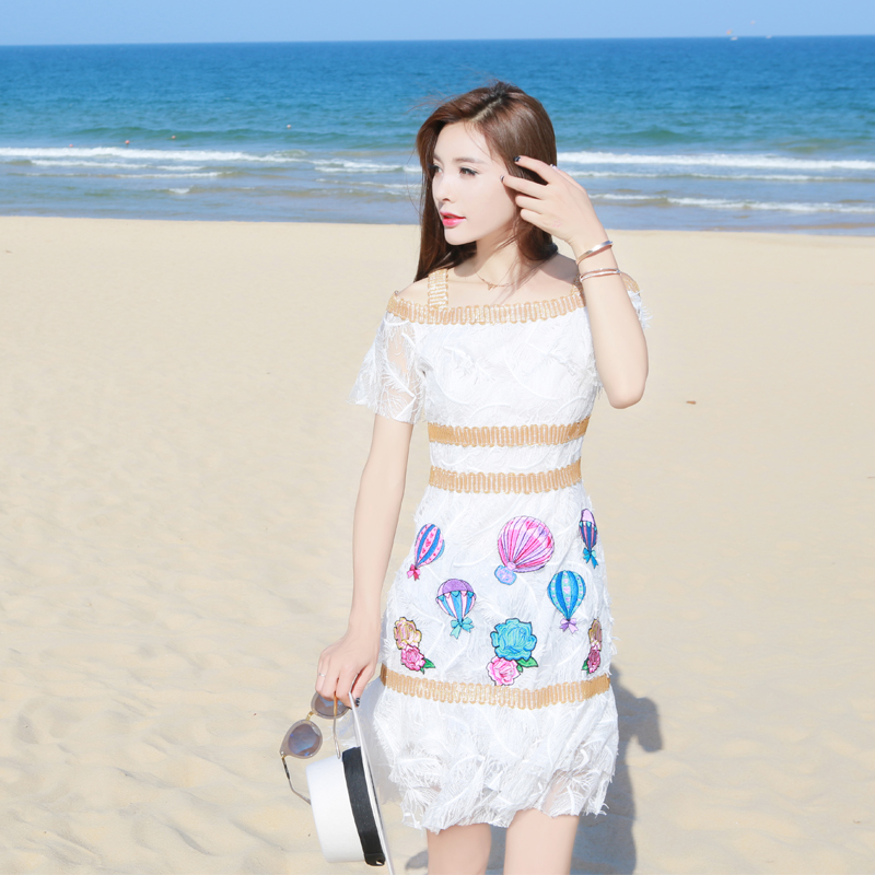 氣質名媛甜美女裝夏裝網紅款小個子2018新款高腰a字裙露肩連衣裙