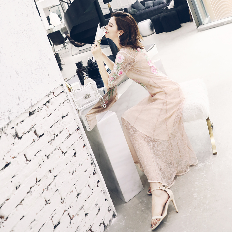 S秀2018夏季新款名媛氣質復古蕾絲鏤空刺繡連衣裙子高腰長裙女夏