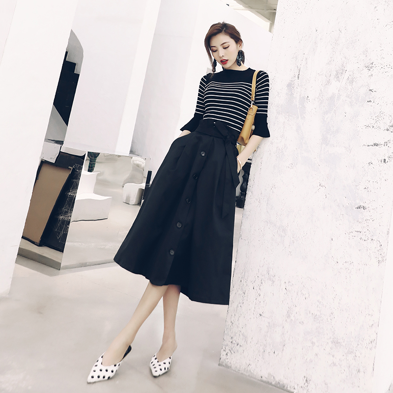 2018秋裝新款名媛氣質休閑套裝女顯瘦條紋針織衫上衣半身裙兩件套