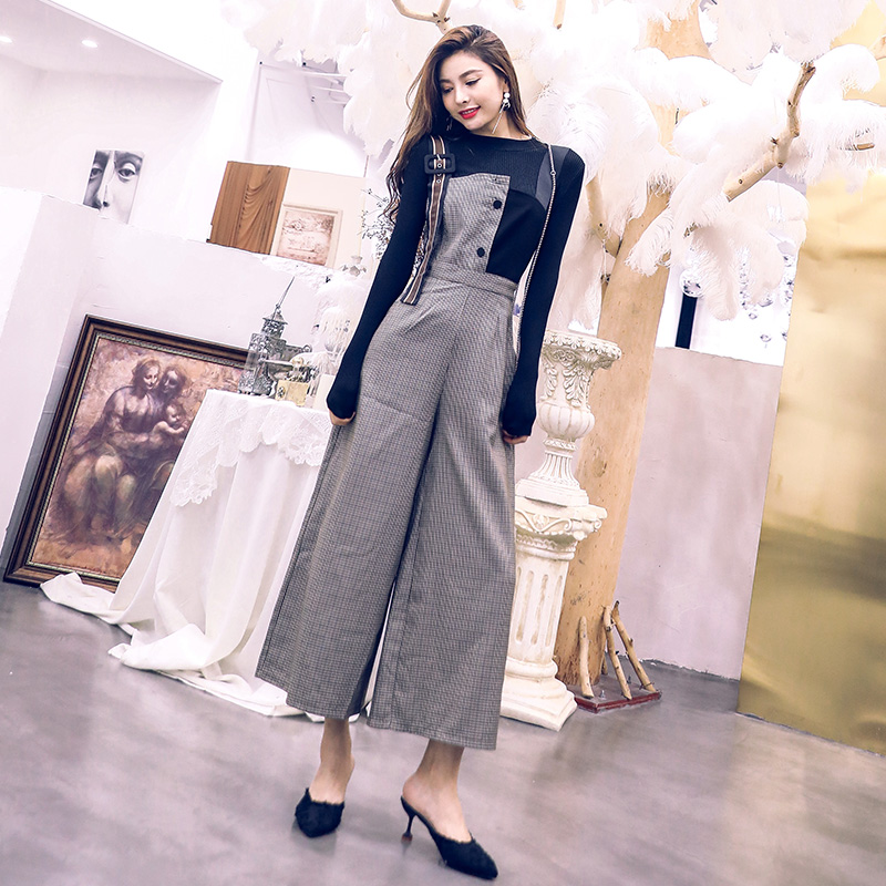 2018初秋新款毛衣兩件套港味早秋時尚高腰拼接格子背帶褲套裝女潮