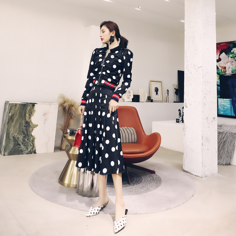 歐洲站2018秋裝新款氣質套裝波點休閑長袖上衣中長款半身裙兩件套